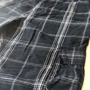 Boys cargo shorts EUC